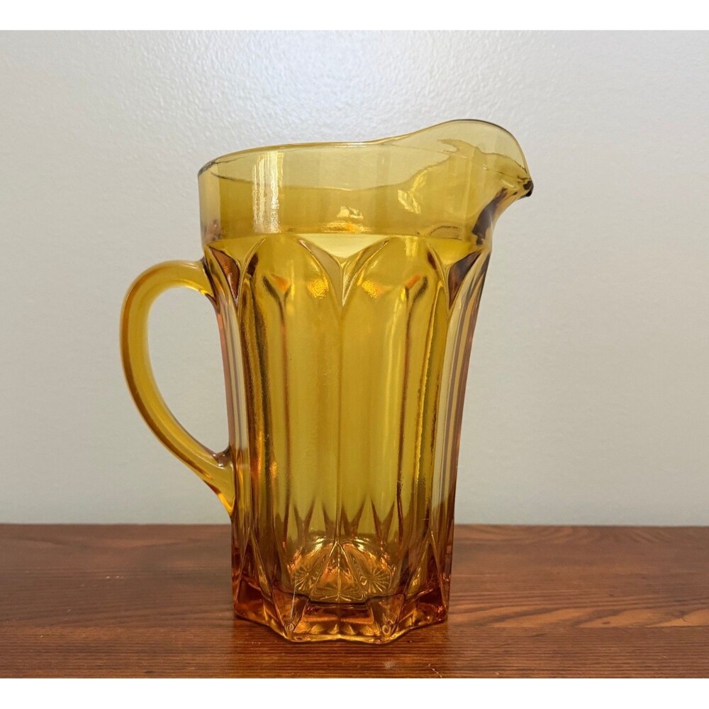 Vintage Anchor Hocking 2 QT Golden Amber Glass Pitcher Fairfield Pattern #1200